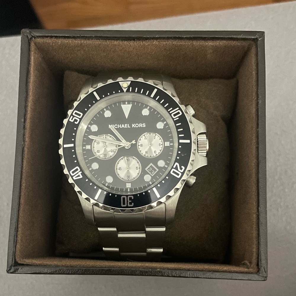 Michael Kors MK8256 Men's Watch